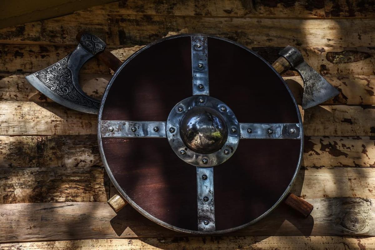 El descanso de Odín ¡Una auténtica posada vikinga! Mataelpino Exterior foto